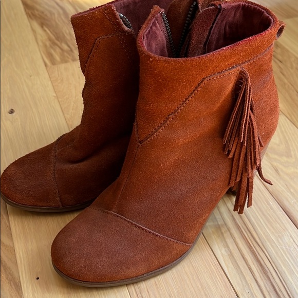 Toms heals size 7 - Picture 2 of 3